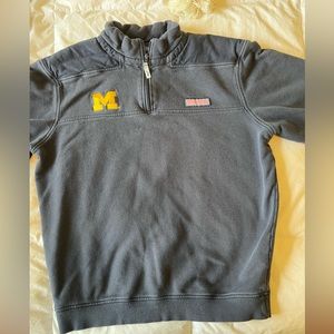 Vineyard Vines M Michigan